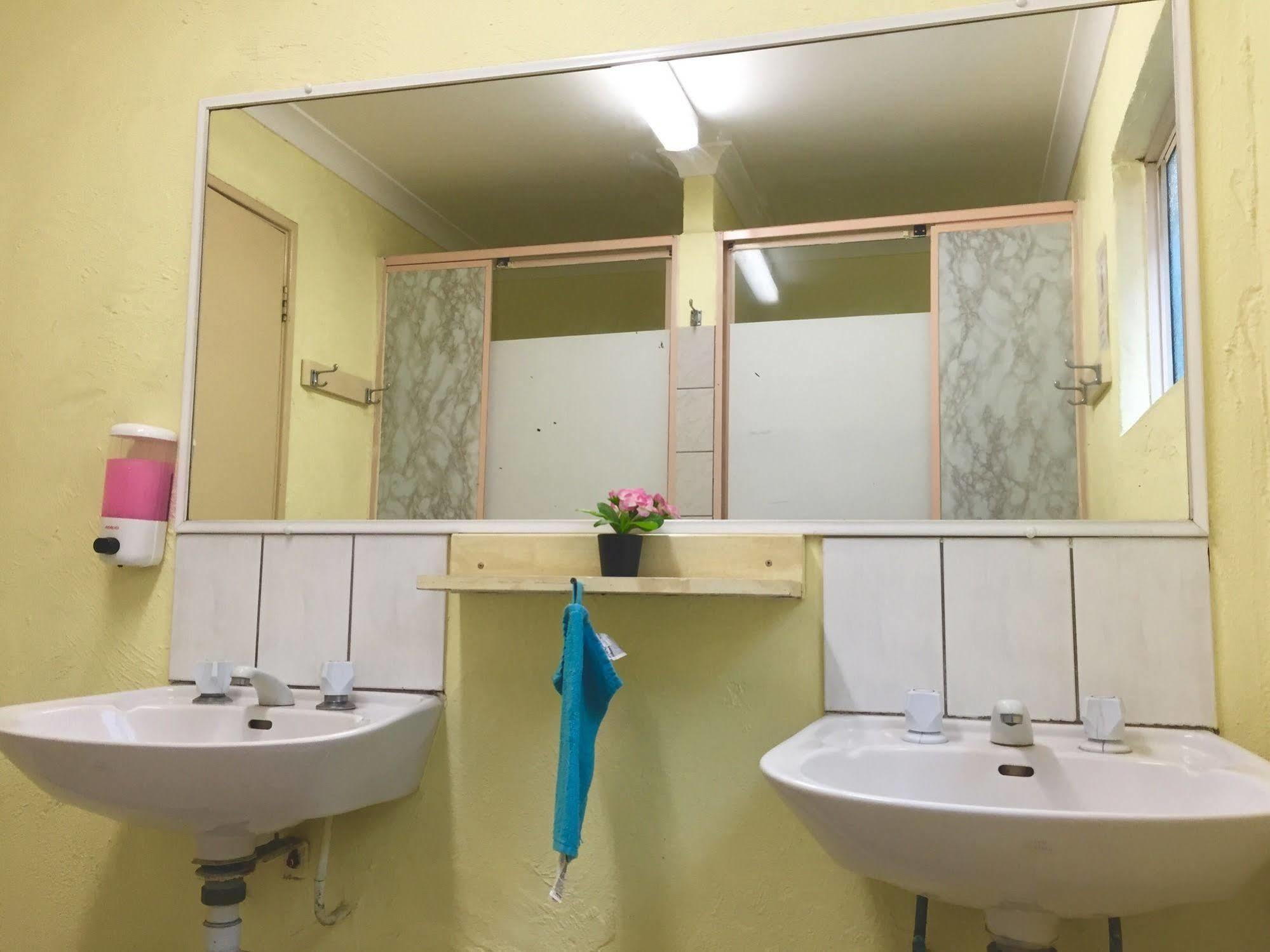 Hay Street Traveller'S Inn Perth Zewnętrze zdjęcie