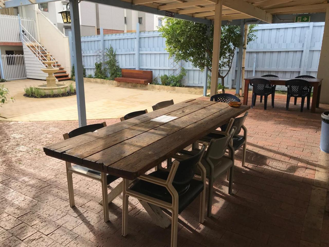 Hay Street Traveller'S Inn Perth Zewnętrze zdjęcie